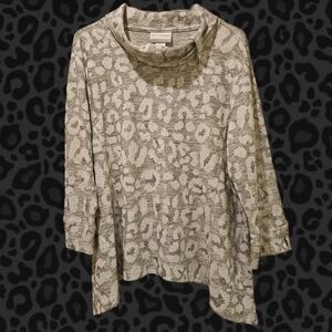 Alfred Dunner Women's Petite Gray Animal Print Top with cowl neck. PXL